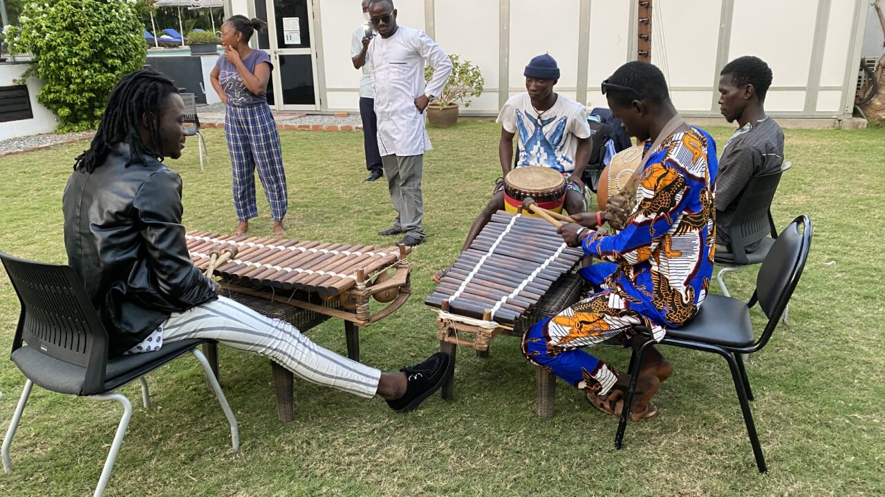 Uni Arts and Culture