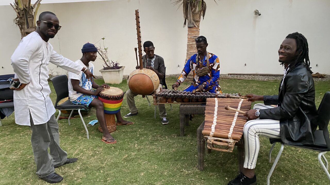 Uni Arts and Culture