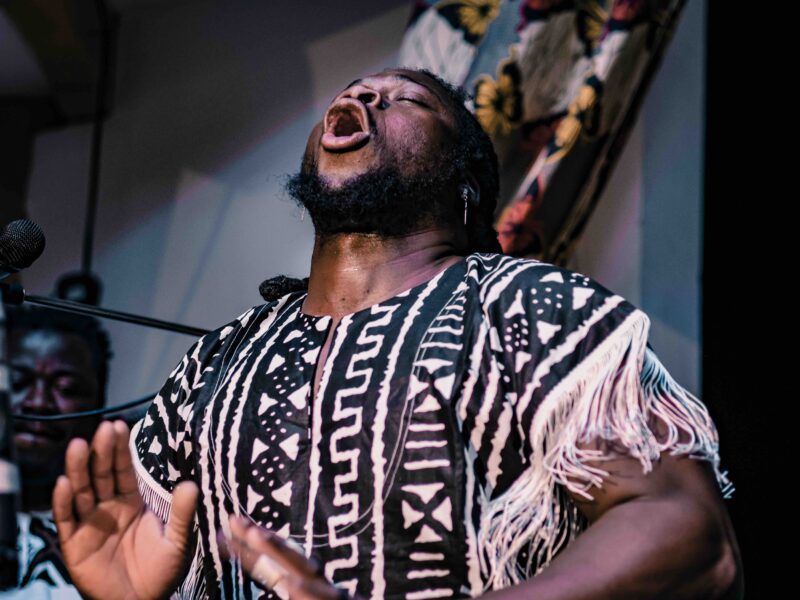 Seydou Kienou drumming